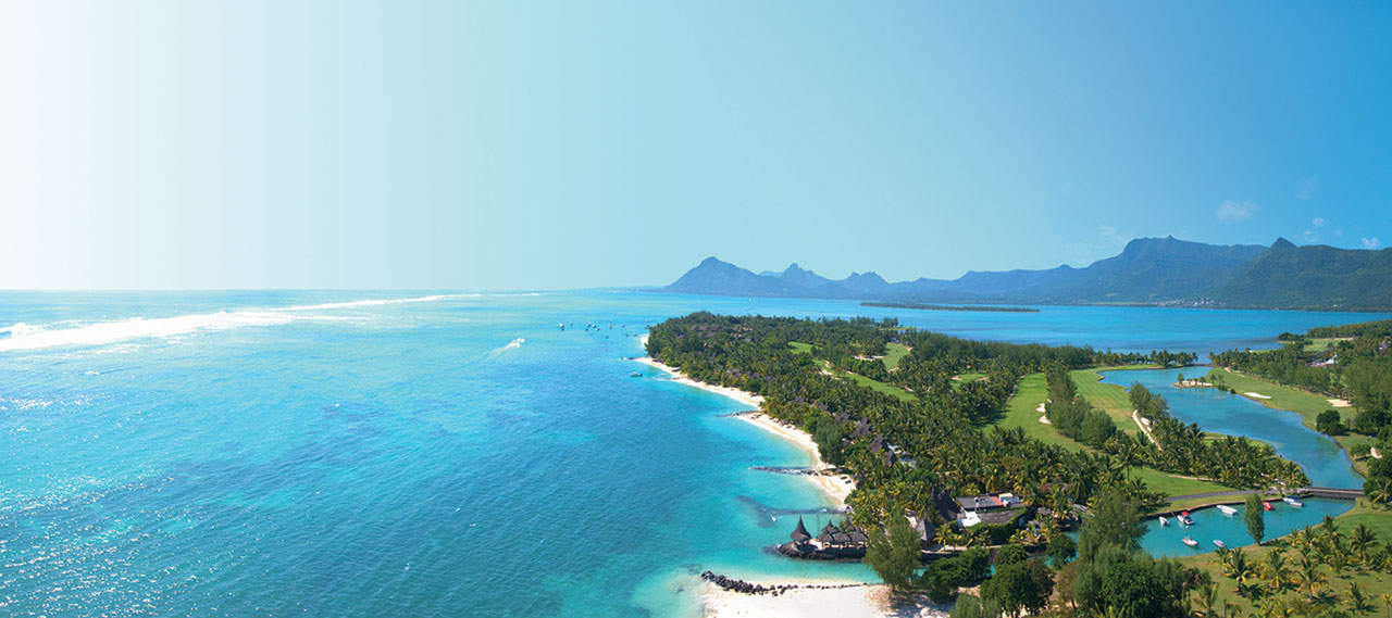 Ocean country. Paradis. Mauritius Bronze. Komba Island.