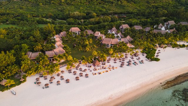 Dinarobin Beachcomber Le Morne