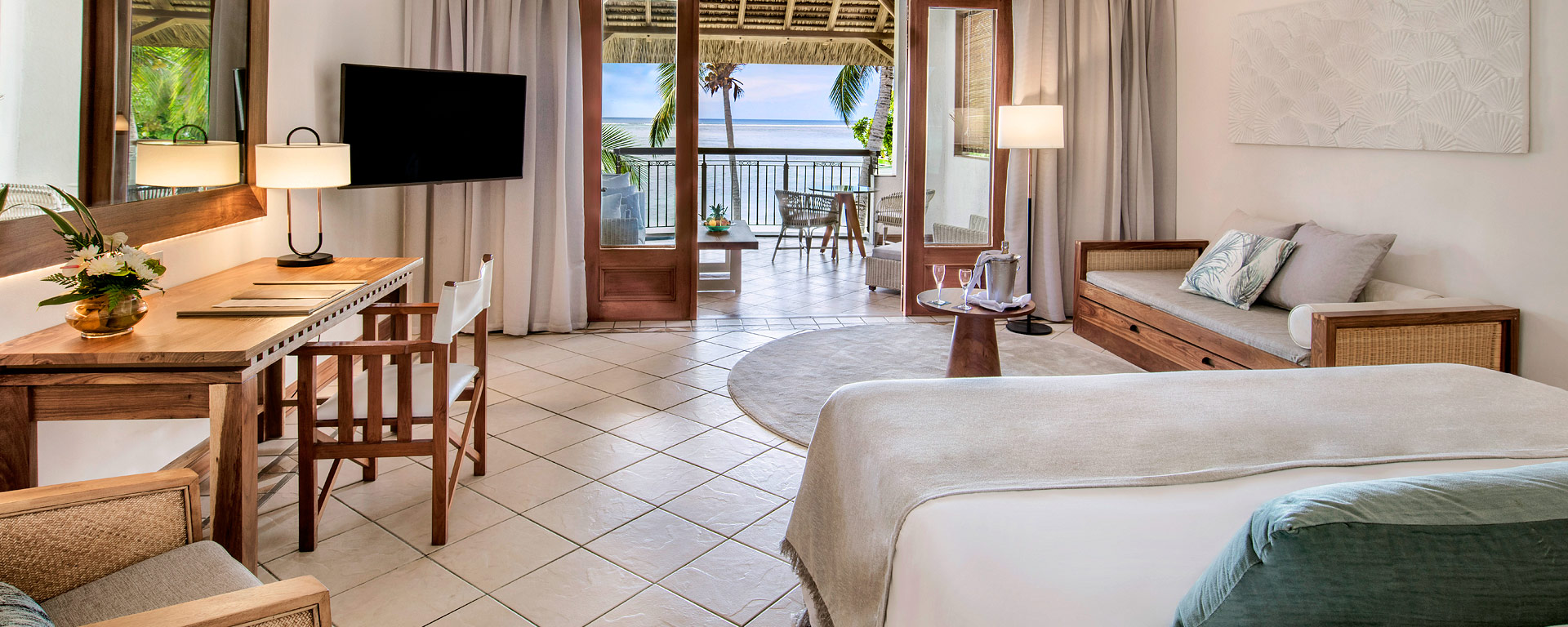 junior suite beachfront