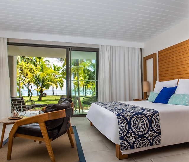 teaser-paradis-beachfront-640x548-d