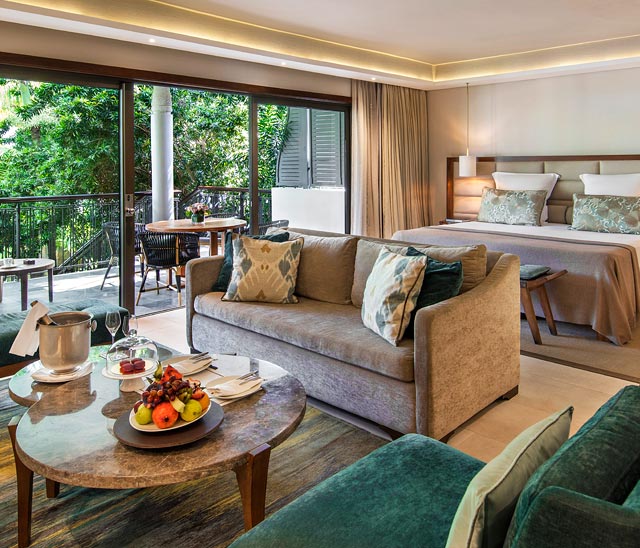 Tropical Suite - Royal Palm Beachcomber Luxury