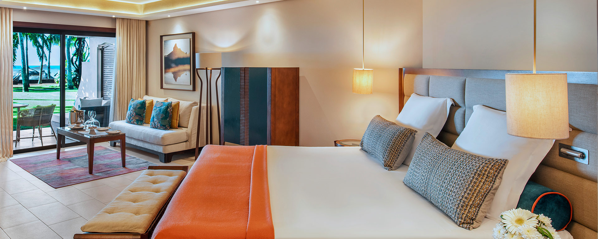 slider-royal-palm-junior-suite-1920x768-d