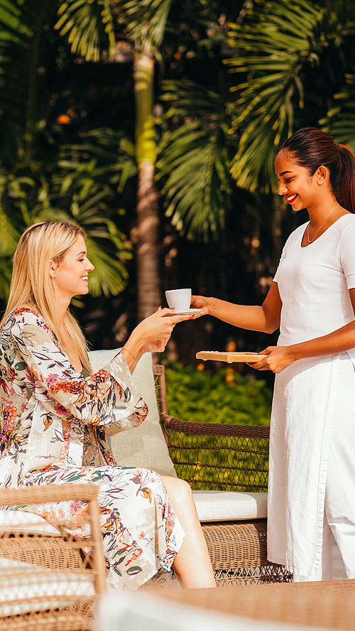 wellness-retreat-royal-palm-home-slider-m