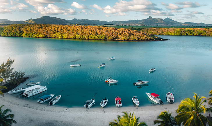hotel-type-aerial-view-shandrani-729x435-img2-d