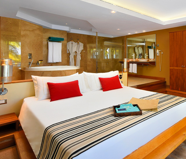 Shandrani Beachcomber senior suite