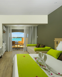 Mauricia Beachcomber  Superior Beachfront