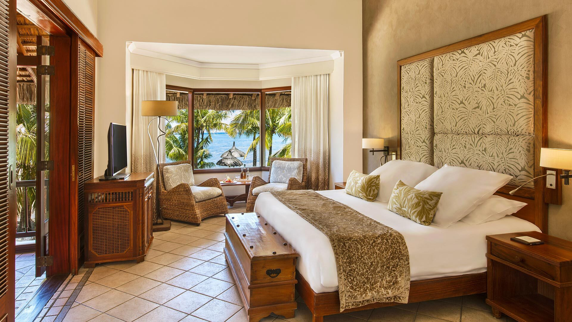 Dinarobin Junior Suite