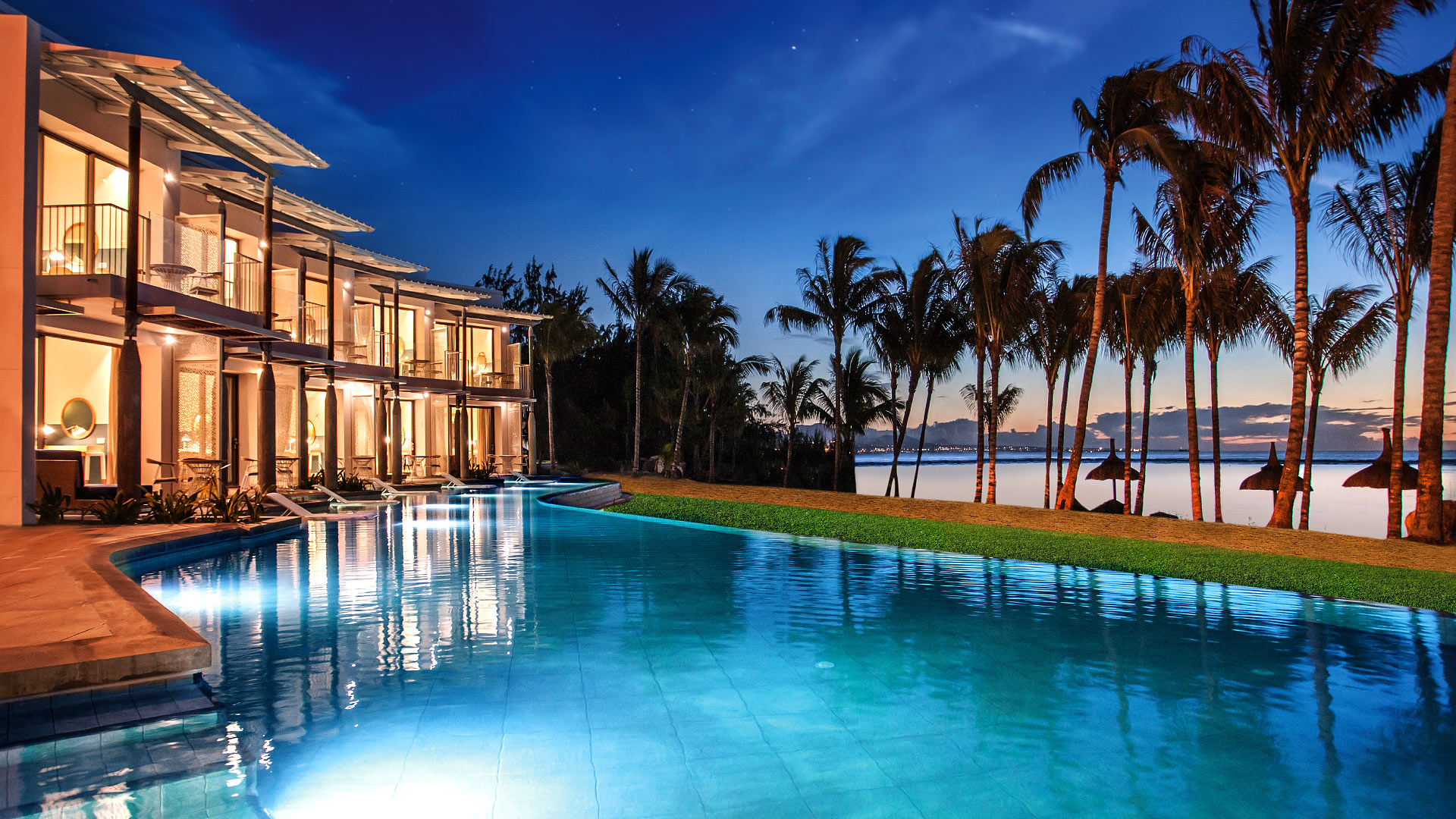 Our 4 star Hotels & Resorts in Mauritius