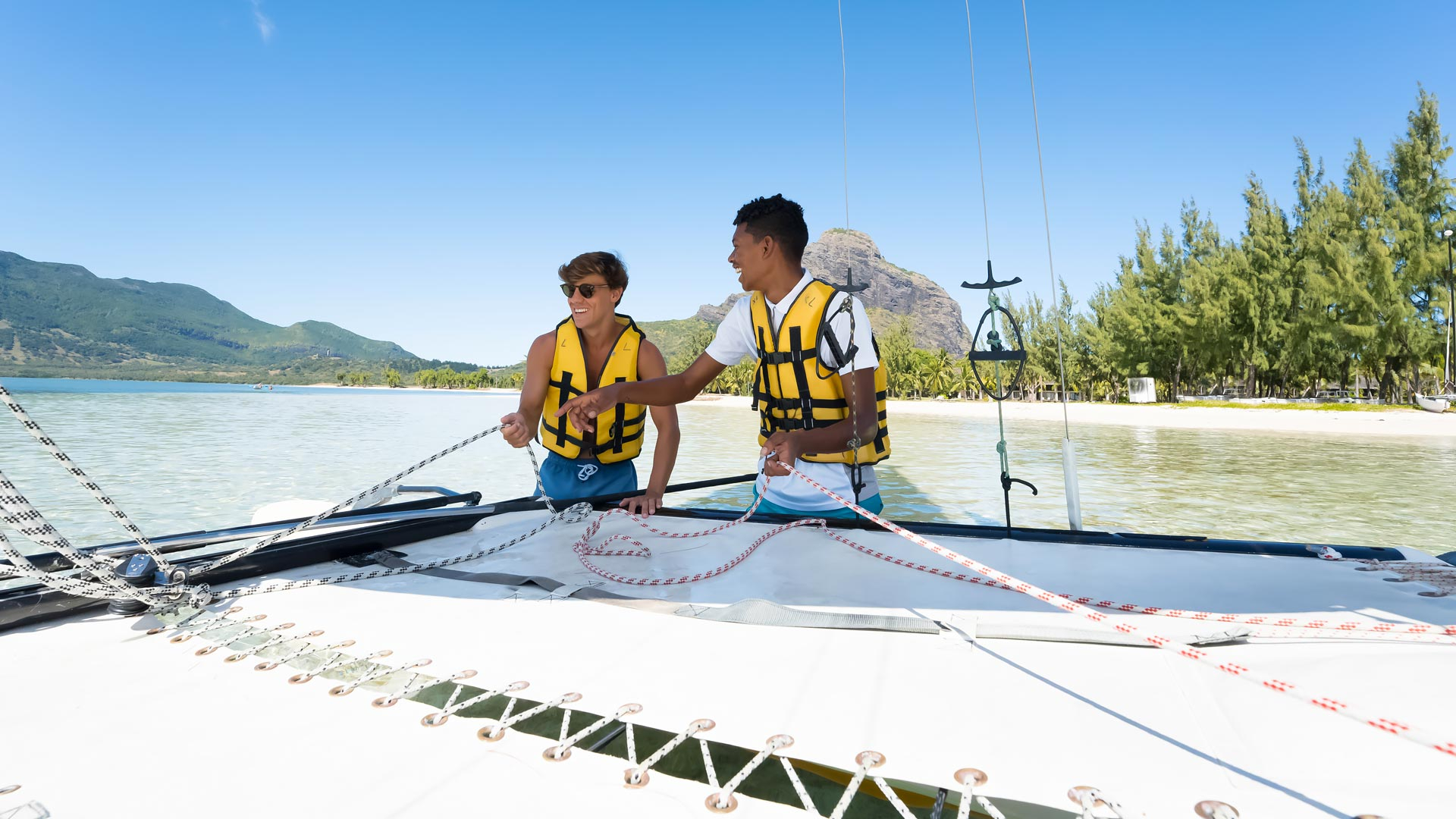 slider-sailing-paradis-1920x1080-d