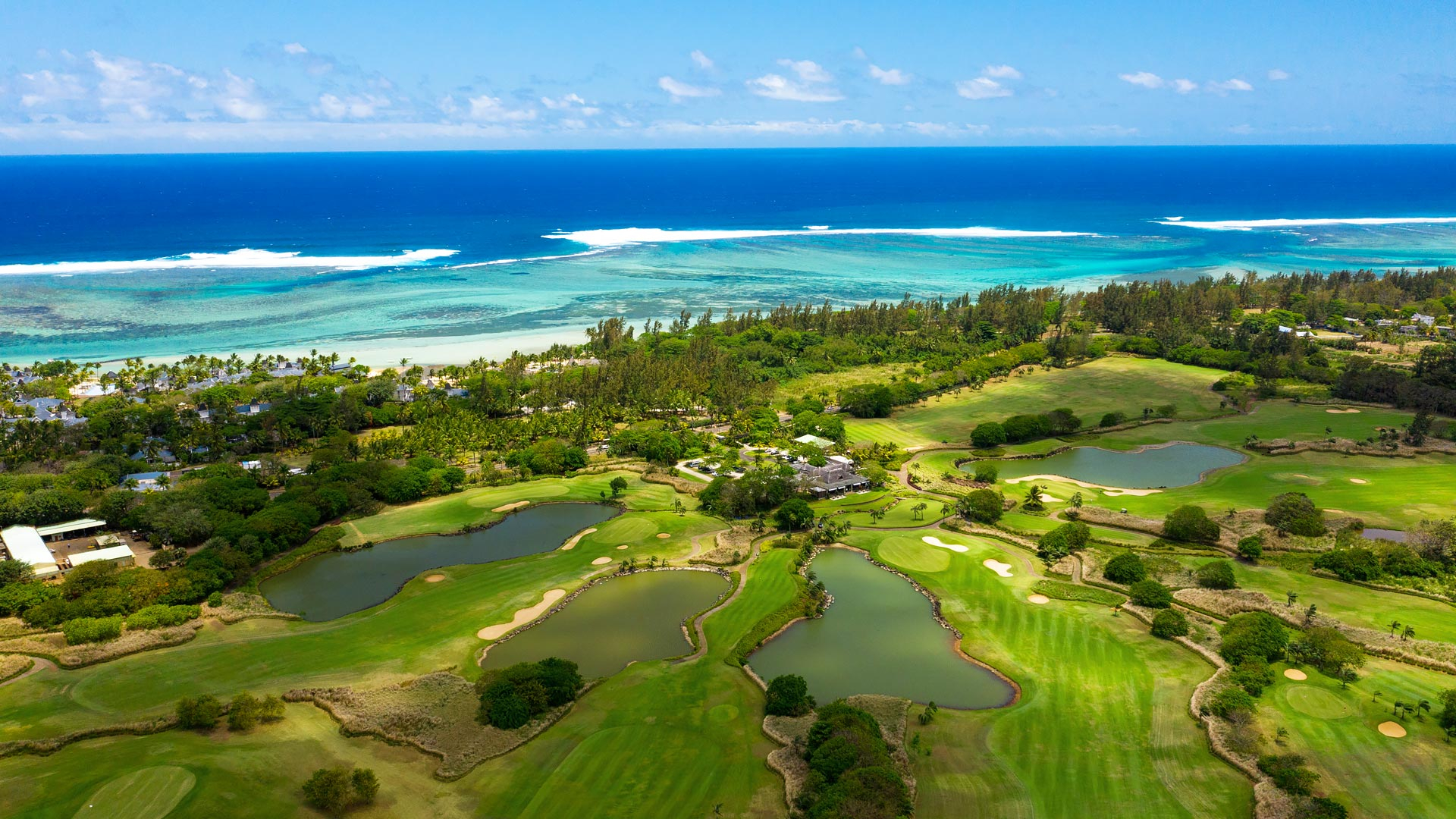 slider-golf-le-chateau-1920x1080-d
