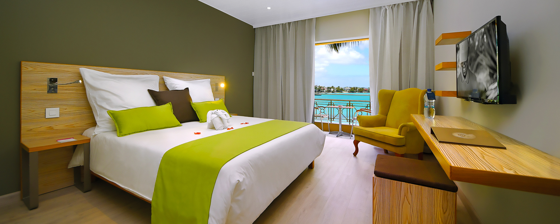 Standard Beachfront - Rooms - Canonnier Beachcomber Golf Resort & Spa