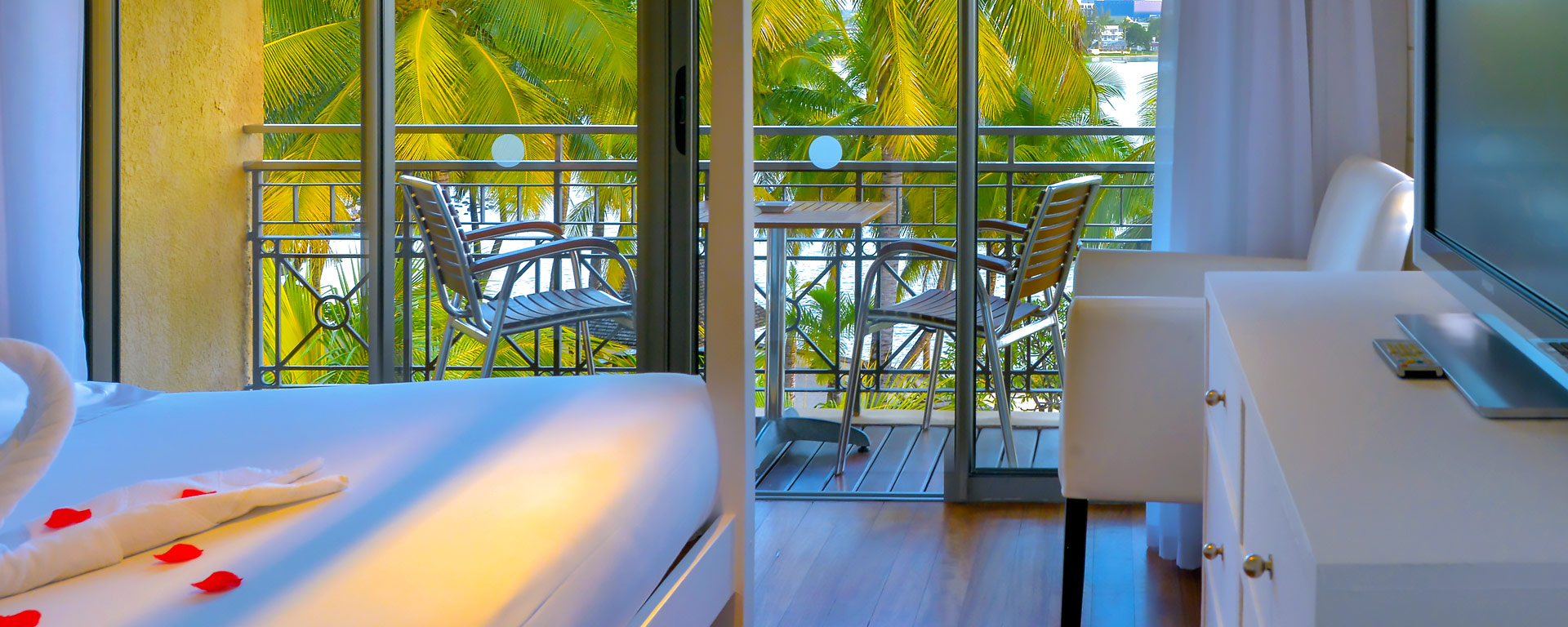 Suite - Rooms - Mauricia Beachcomber Resort & Spa