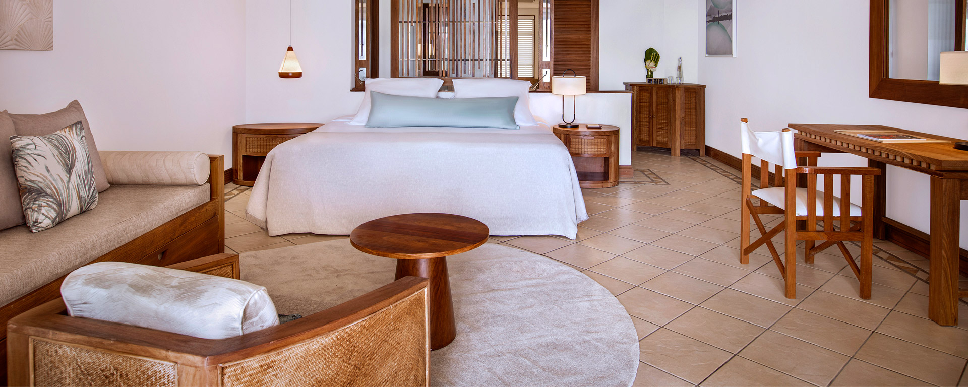 2 bedroom family suite beachfront