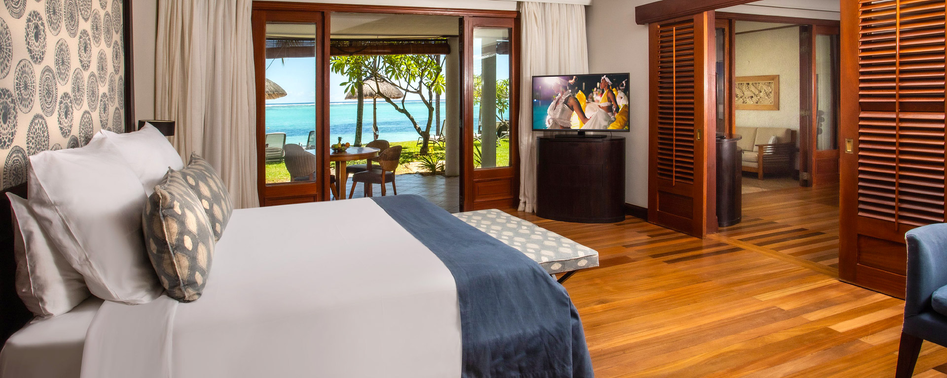 Senior Suite Beachfront - Rooms - Paradis Beachcomber Golf Resort & Spa