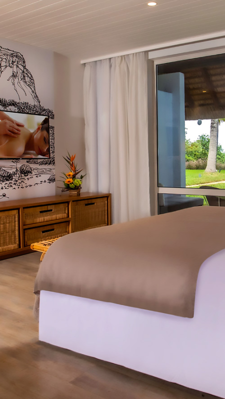 Deluxe Sea Facing Room - Rooms - Canonnier Beachcomber Golf Resort & Spa