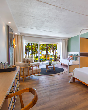 victoria-beachcomber-new-superior-room-first-floor-rooms-m